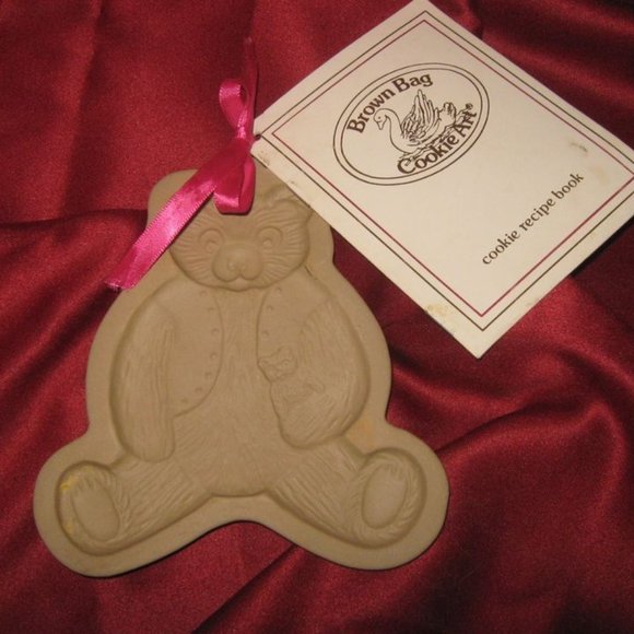VINTAGE 1984 BROWN BAG COOKIE ART TEDDY BEAR DESIGN CERAMIC COOKIE MOLD - Picture 2 of 6